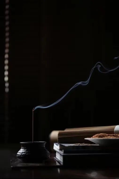 5,问价格化学线香的原材料都比较廉价,所以成品售价也不会很高.