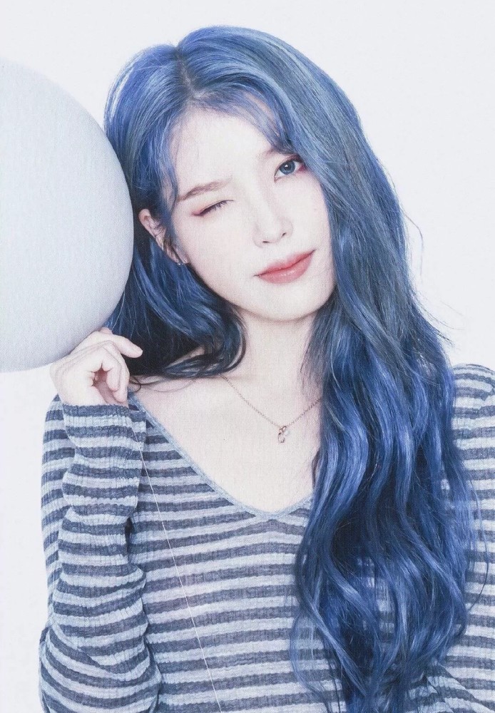 iu李知恩蓝色系头像