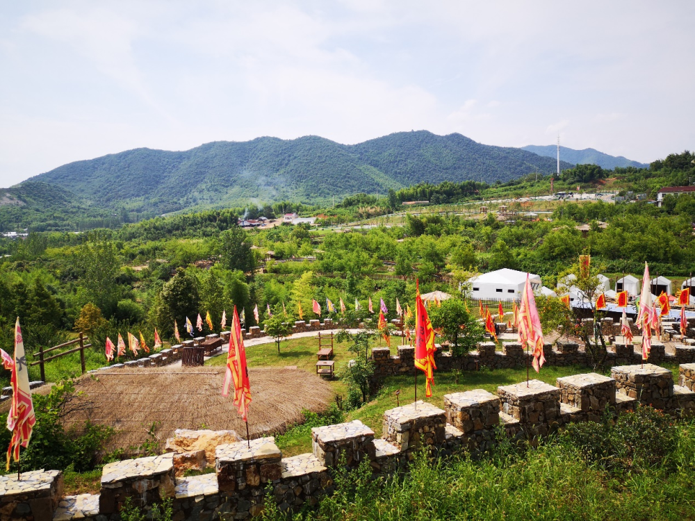 荒山变金山水东这座古寨藏着你想要的世外桃源