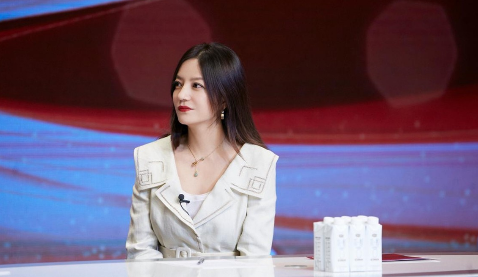 修复红血丝产品排行榜_去红血丝产品排行榜首选九叶草舒敏精华液(组图)(2)