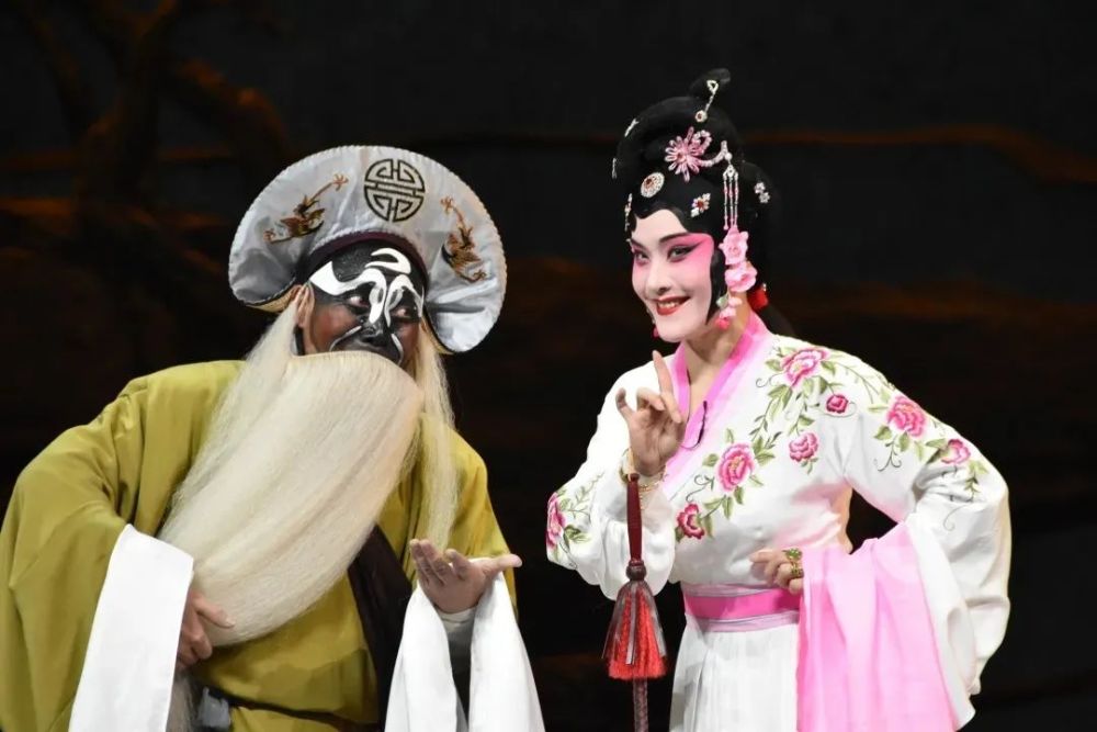 见过装聋作哑忍气吞声的包公吗?