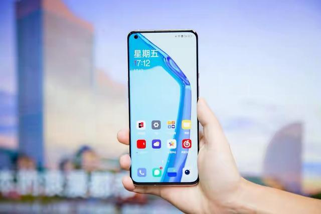 华为拍照手机排行_5月手机销量排行榜,华为倒数第三,小米仅排第六,榜首多次断货