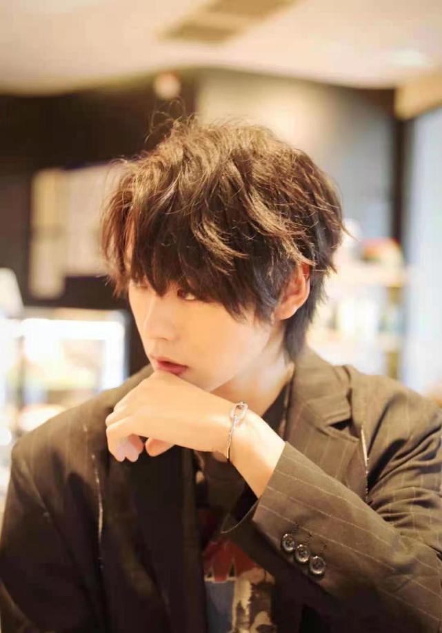 云顶天宫能否真香张起灵选角壮实憨厚铁三角仅一人回归