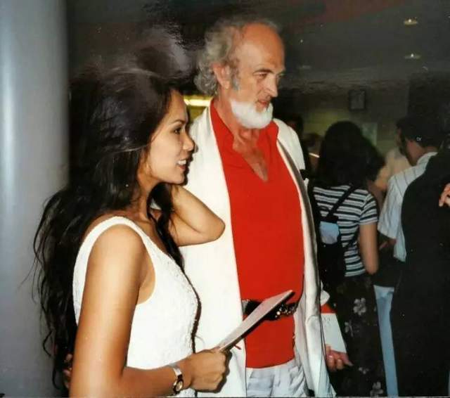 韦唯27岁长子罕曝近况已在泰国接种完疫苗读完博士回国发展