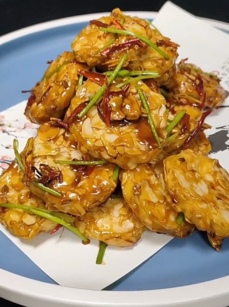 今天美食麒麟茄子高级饭店里的招牌菜在家也能做出那个味