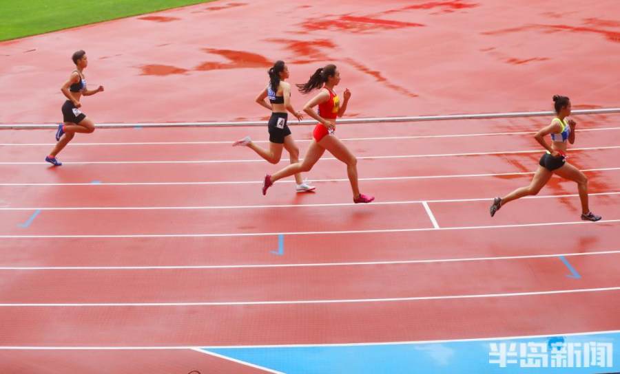 第十四屆全國學生運動會田徑比賽男子接力驚心動魄 內蒙古險勝奪冠