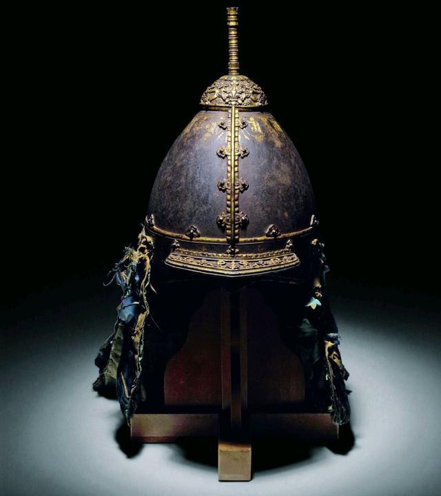 古代将军头盔为何都有枪尖了解原因后古人的智慧确实厉害