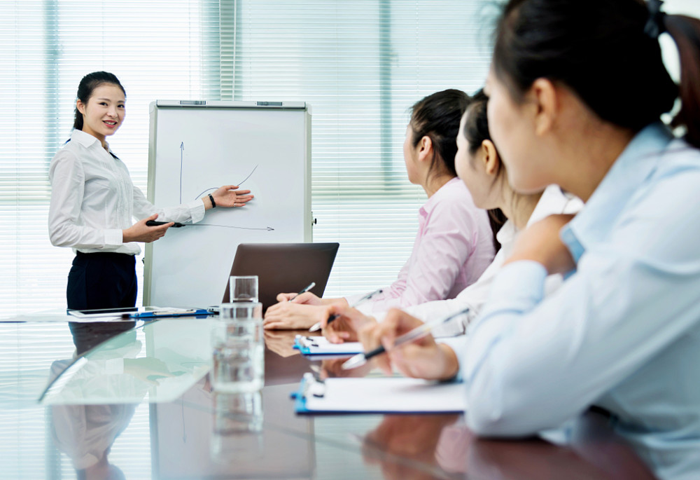 面对气势汹汹的知识浪潮我们需要去芜存菁统摄全局