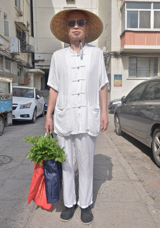 老年男性怎么穿显年轻?看北京6,70岁大爷的减龄穿搭,值得学习