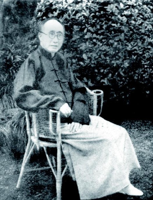 赎金从30万降到1万,张元济被礼送回家,最痛心被日军焚毁的藏书