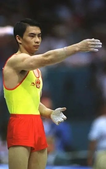 曾是体操冠军,退役后却为生活发愁,李大双和李小双怎样了?_腾讯新闻