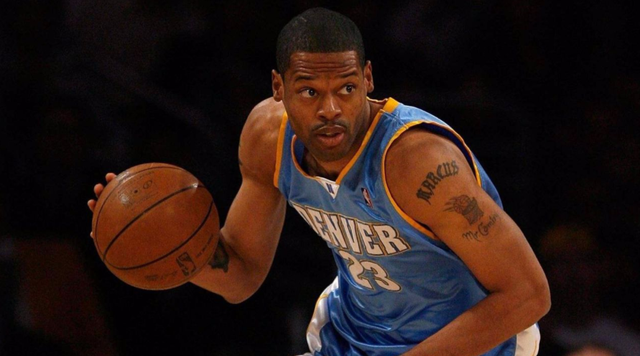 大卫罗宾逊|奥拉朱旺|nba|场均盖帽|肖恩布拉德利|马库斯坎比|西奥