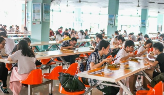 清华大学的食堂火了顶级学府的食堂也是实力与颜值并存