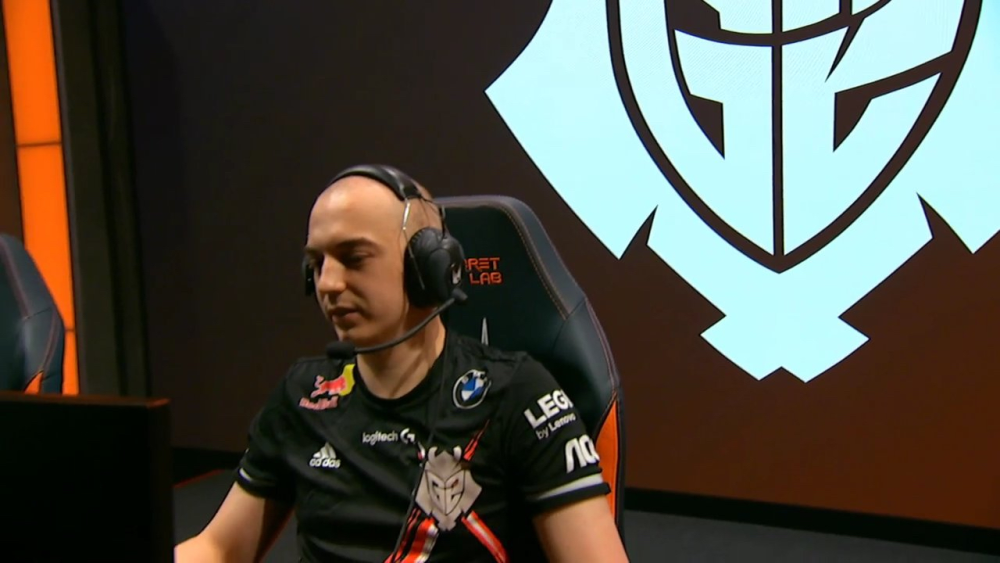 lol:caps削发明志,变秃的同时也变强了,李哥卑微的令人心疼_腾讯新闻