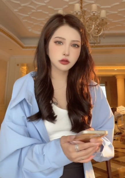 不知道大家发现没有,自从何婧婧与殷世航分开之后,现