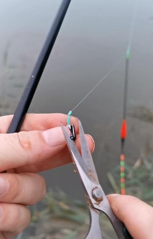 分享野钓走水调漂技巧不仅可以缓解鱼漂走水还能直接双飞鲫鱼