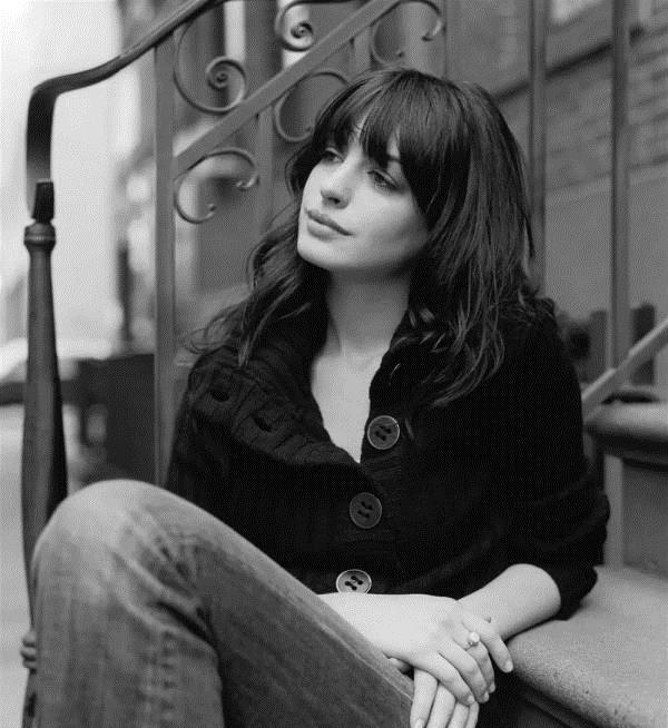 周星驰电影排行榜_周星驰星辉电影公司,拍摄电影少,每部电影却都是经典(2)