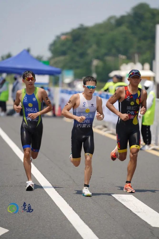 连岛杯2021年连云港全国铁人三项冠军杯赛鸣枪开赛