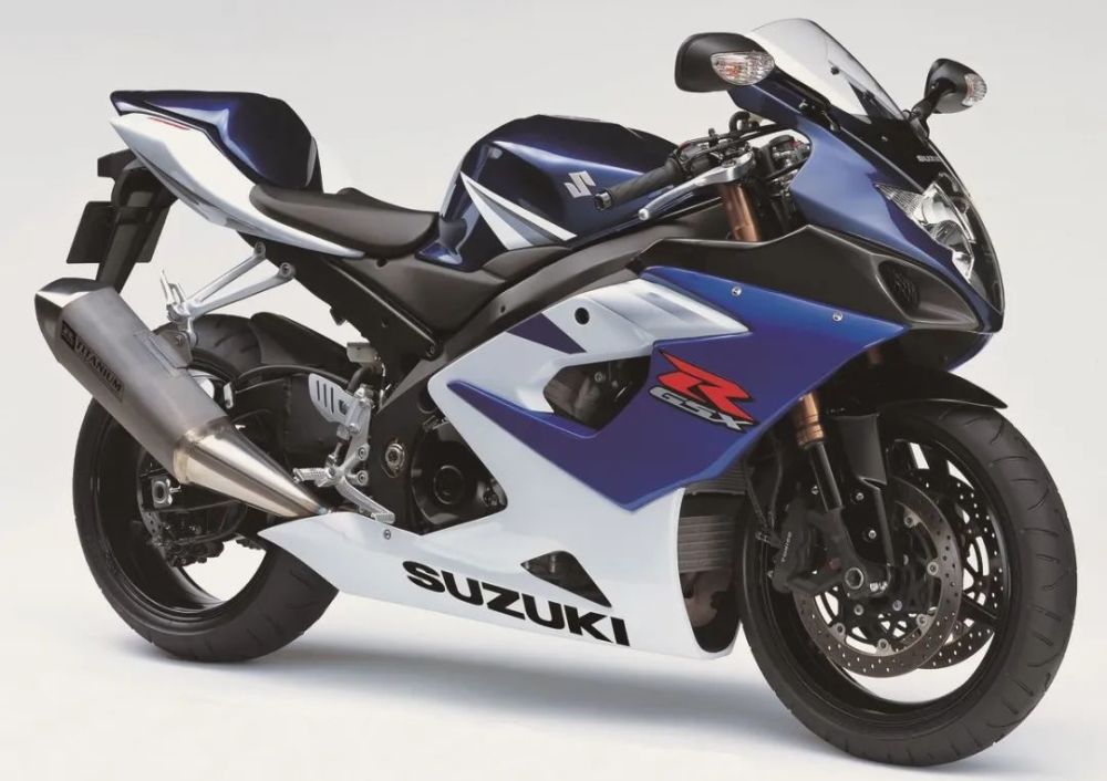 铃木gsx-r1000诞生20周年,历代车型你更喜欢哪一代_腾讯新闻