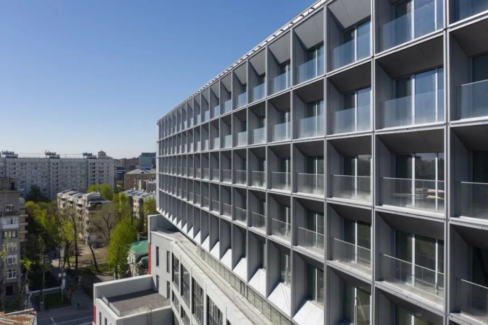 多层酒店公寓建筑设计:俄罗斯 tatlin 公寓/旧改