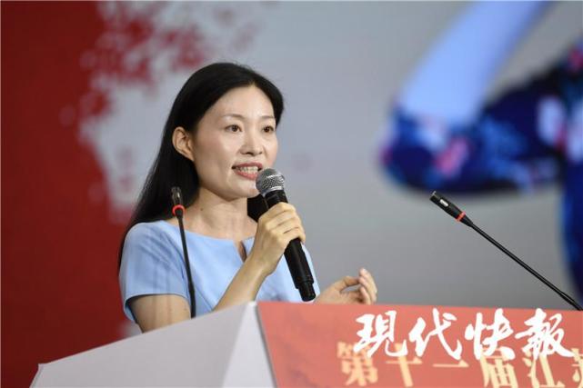 赵菱与大小读者分享创作经验谈