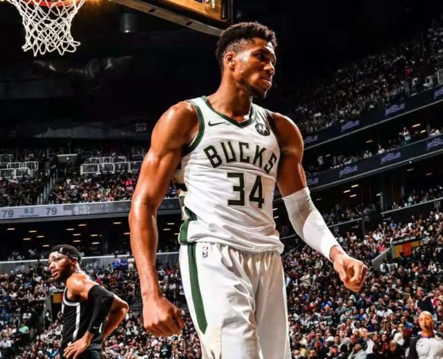 扬尼斯-阿德托昆博承受了太多言过其实的非议与憎恨