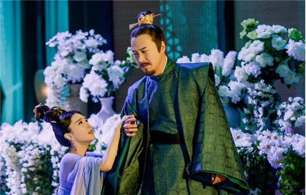 楊玉環在馬嵬坡未死 而是隱藏逃往了日本 日本女星 我是她後人 中國熱點