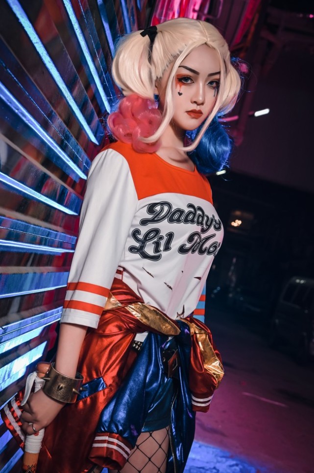 cos赏析哈利奎因棒球服