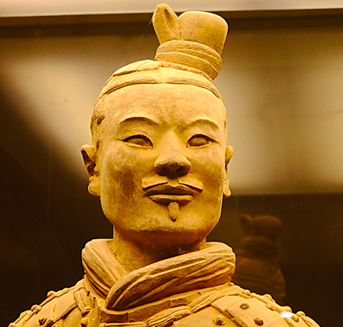 秦兵马俑中竟有张绿脸兵马俑并禁止出国展览