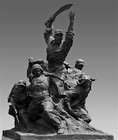彰显民族气魄的英雄群像