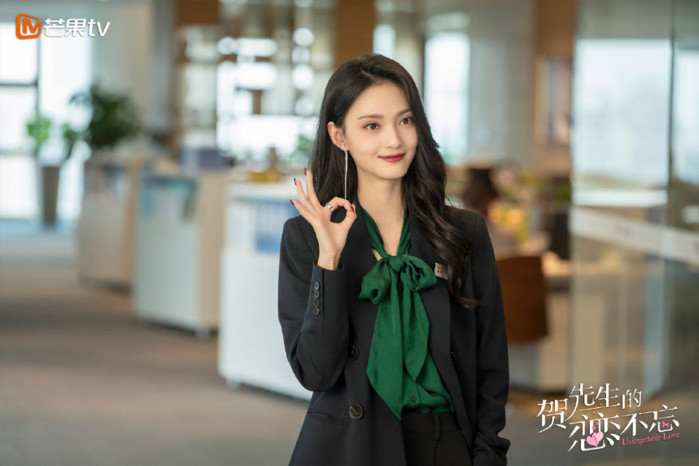 贺先生的恋恋不忘 首播 魏哲鸣胡意旋主演 无脑小甜剧类型 全网搜