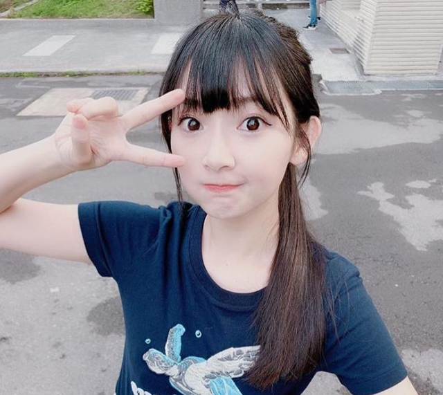 林姵君2012年在台湾某亲子台出道当主持,成为孩子们喜爱的"优格姐姐"