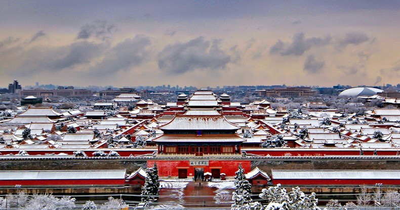 朱棣下令将改金陵应天府为南京,以南京为留都,改北平顺天府为京师