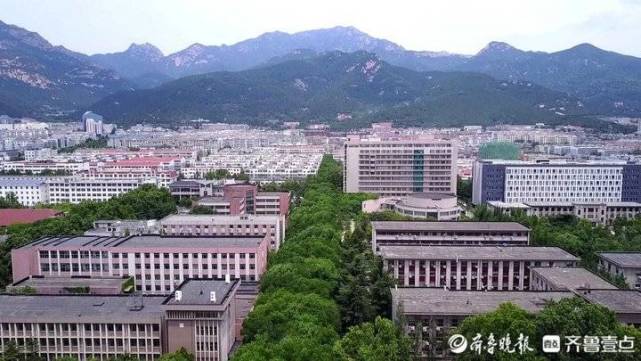 为一体,颇有历史的校园建筑物大方古朴,前身是1952年成立的山东农学院