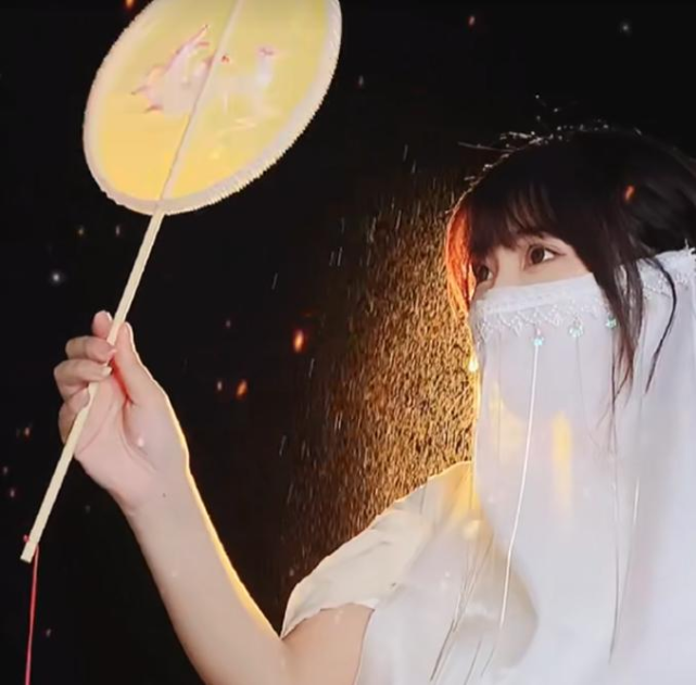 被曝有7个替身后林晚晚坐不住了将露面直播解释替身事件