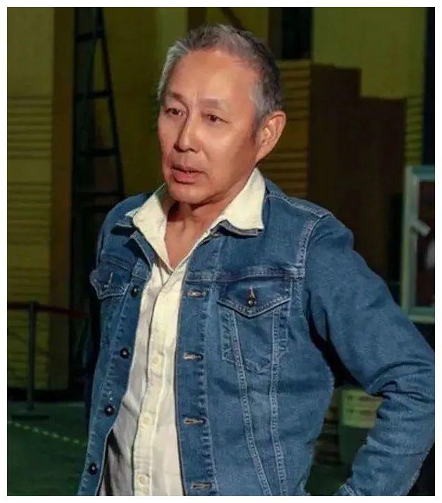 陈道明近照曝光满头白发的他说出的这段话被疯狂转发退休人必读