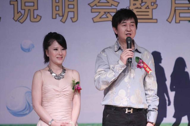 如今两人逐渐淡出了娱乐圈,儿子付豪依然在圈中发展.