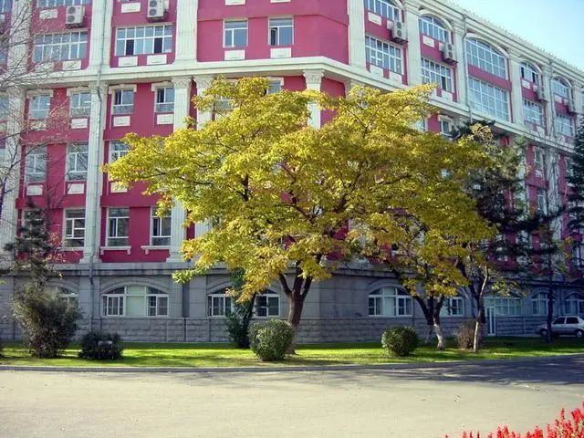 esi排行榜_最新ESI中国大学综合排名百强出炉!这所大学成唯一退步的学校!