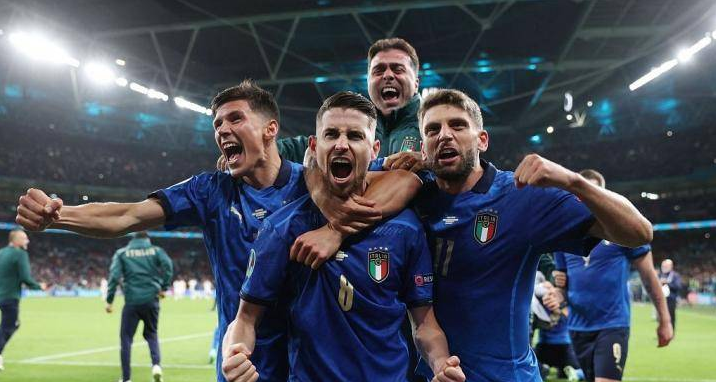 欧洲杯决赛前!英格兰近乎明牌,4231阵型,主打左边路,留有后手