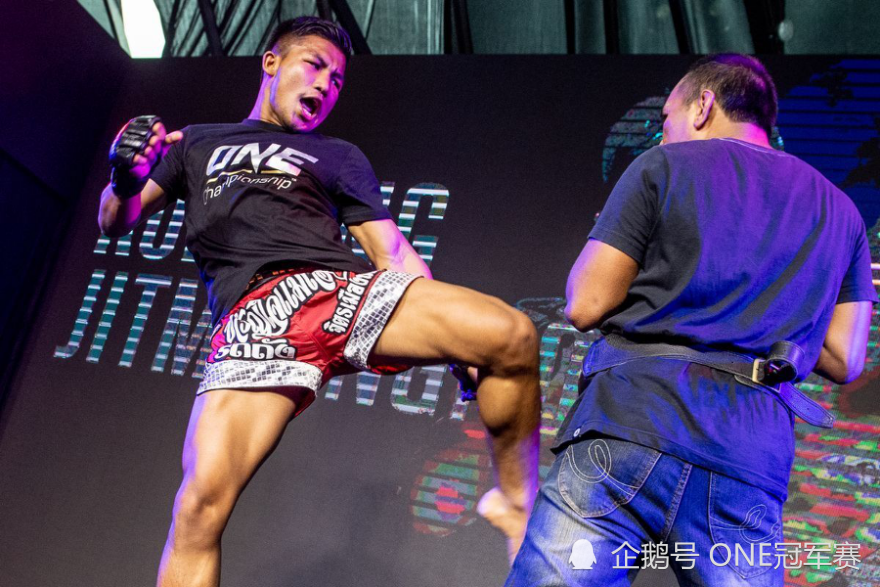 铁人罗唐我需要学习踢拳规则如何得分打mma至少要再练一年