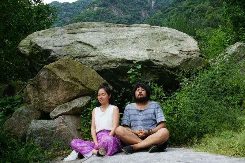 终南山第一隐士隐居深山30年,每天水煮白菜,亲人再见已认不出