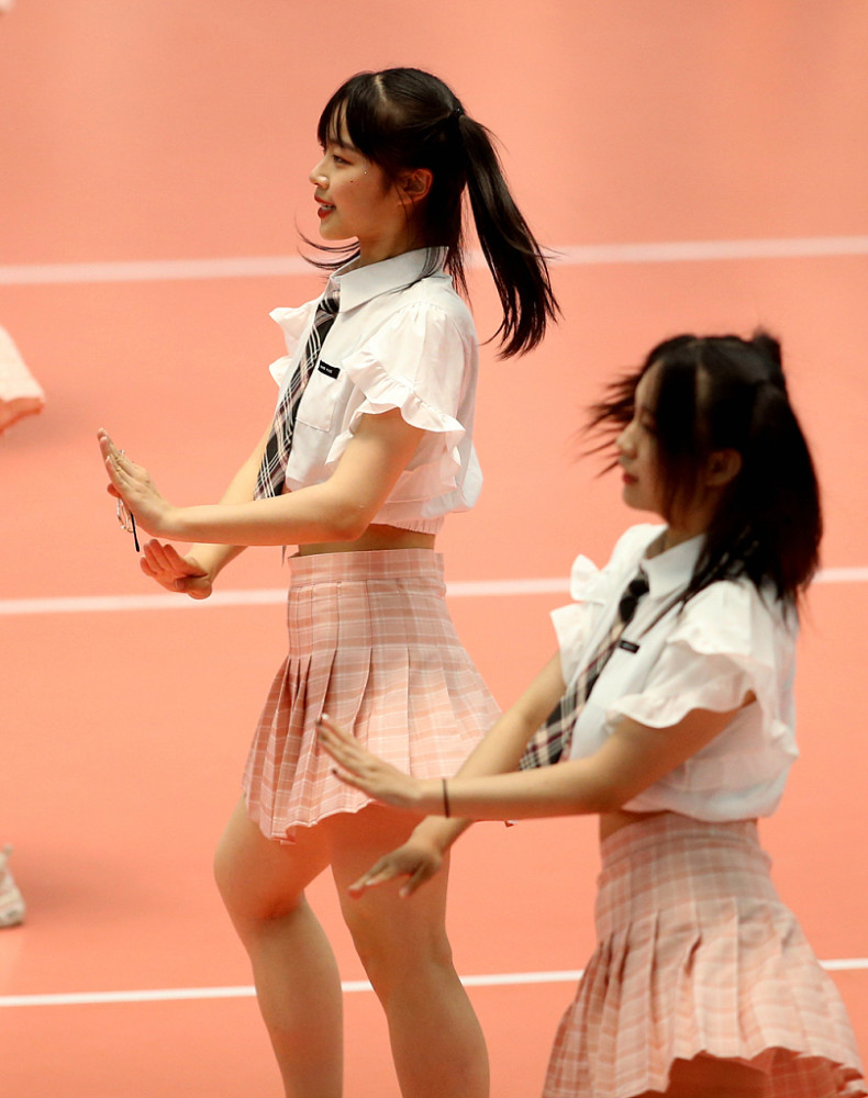 2021全国学生运动会大学组男排比赛啦啦队舞动青春