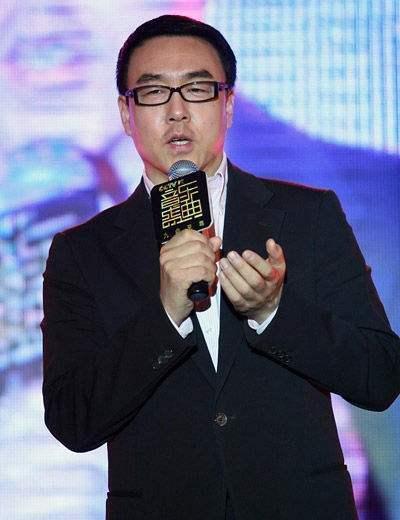 郎昆06年与马艳丽离婚08年未婚妻刘岩摔伤瘫痪11年患脑瘤