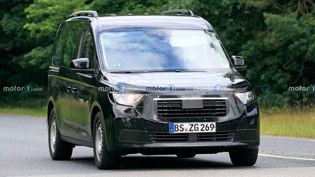 源于大众的福特MPV？福特全新Tourneo Connect路试曝光_腾讯新闻