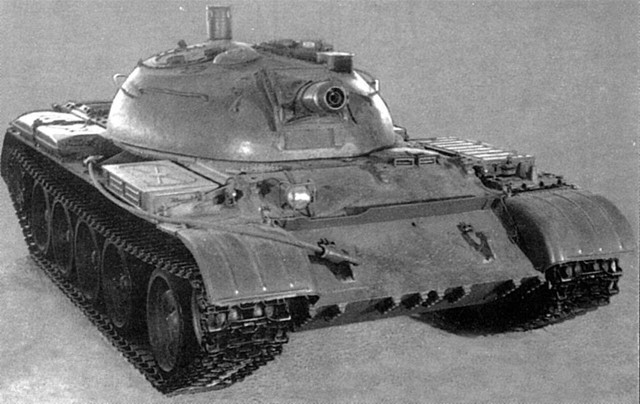 苏联483工程,会喷火的五对负重轮,以喷火器为主武器的坦克