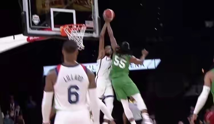杜兰特 在NBA都不会被帽的杜兰特，为什么在国际赛场上吃瘪呢？