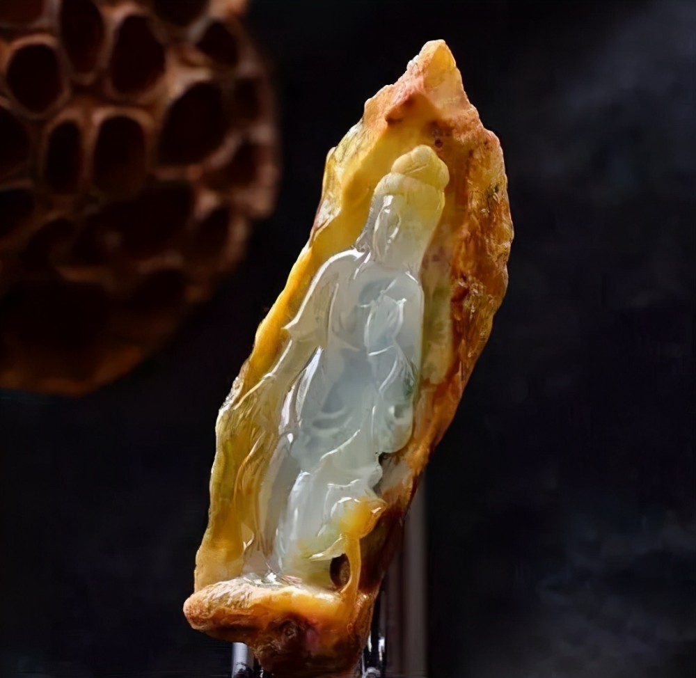 一块大马坎翡翠水石一刀切出惊喜,起货后成品更有不一样的味道