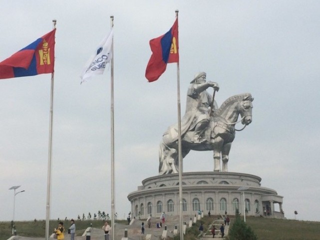 中国有"蒙古族"和"内蒙古省,然而在国际上,还有一个"外蒙古,指的就