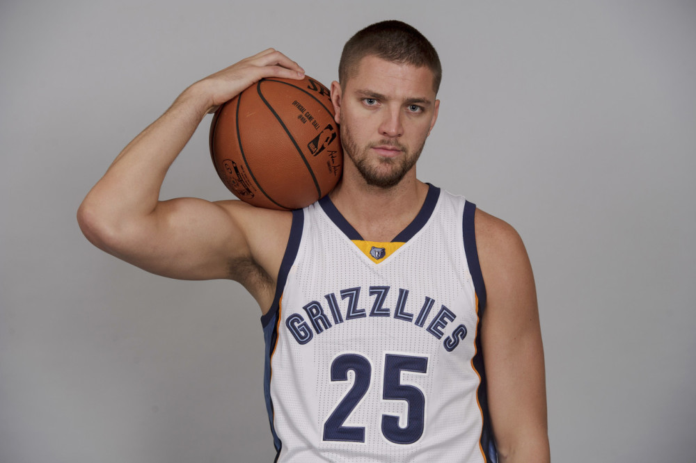 nba 拿钱不办事？细数NBA五位签下大合同就萎靡的球员 湖人队成冤大头