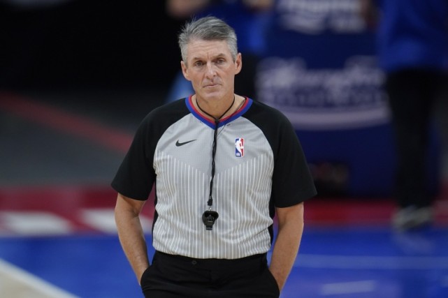 nba总决赛g6裁判名单公布:斯科特-福斯特担任主裁